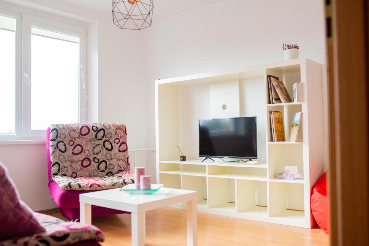 Centro Apartamentai Naujoji Akmene Exteriér fotografie