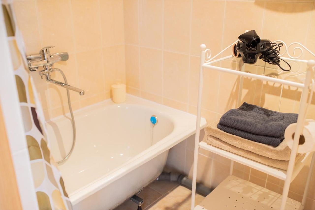 Centro Apartamentai Naujoji Akmene Exteriér fotografie